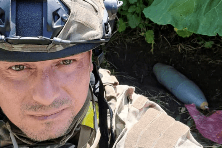 Українські митники п’ять годин протримали пораненого британського бійця на кордоні