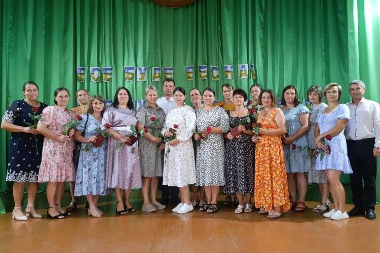 В громаді на Волині 23 жінки отримали почесне звання «Мати-героїня»