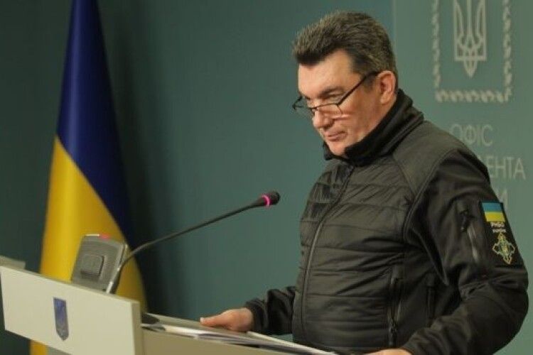 «Ну що? Будемо боротися!»: Данілов розповів, як Зеленський відреагував на напад росії