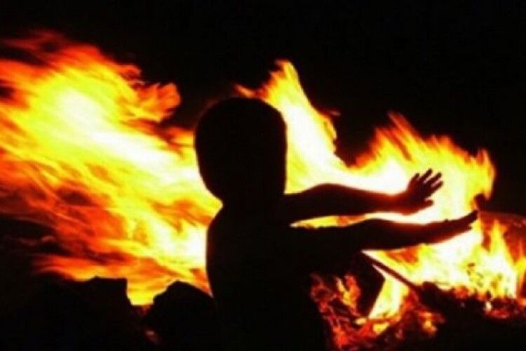 Малолітня дівчинка потрапила в лікарню через нову небезпечну гру для дітей