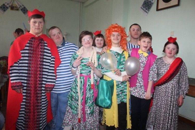 Луцькі дітки взяли участь у Всеукраїнських театральних зустрічах «Червоноград скликає друзів»