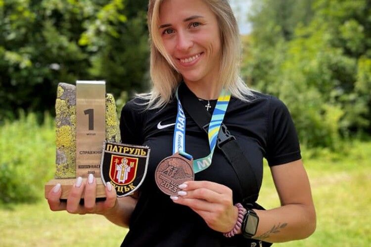 Волинська патрульна виборола перше місце у пригодницьких перегонах