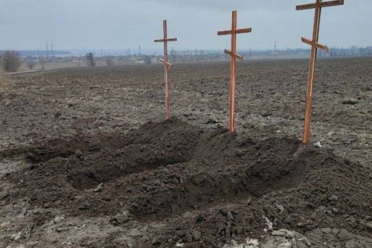 600 могил: У Дніпрі готові зустріти російську армію
