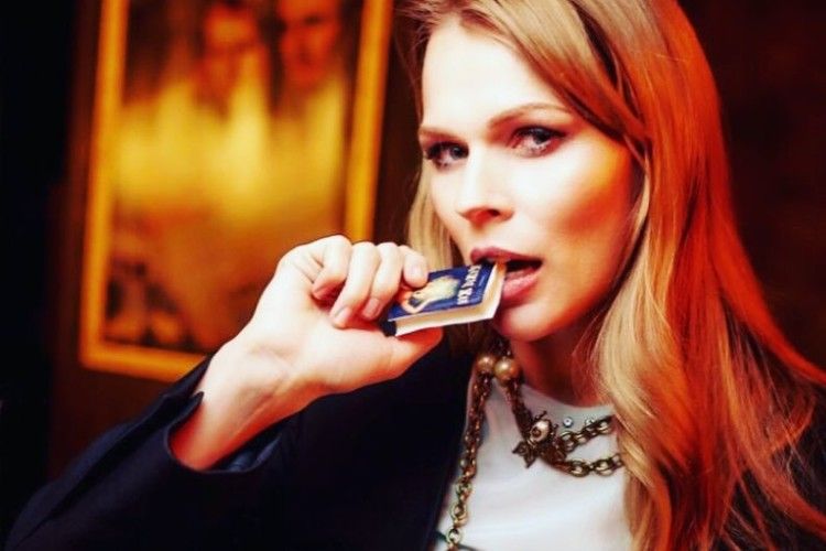 Фреймут вилетіла з каруселі на зйомках (відео)