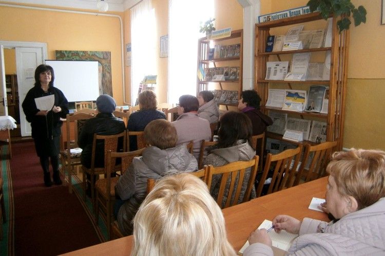 У Володимирі-Волинському обговорили проблеми бібліотек
