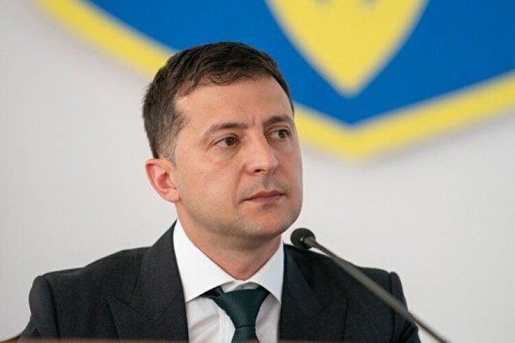 У Зеленського обвалився рейтинг