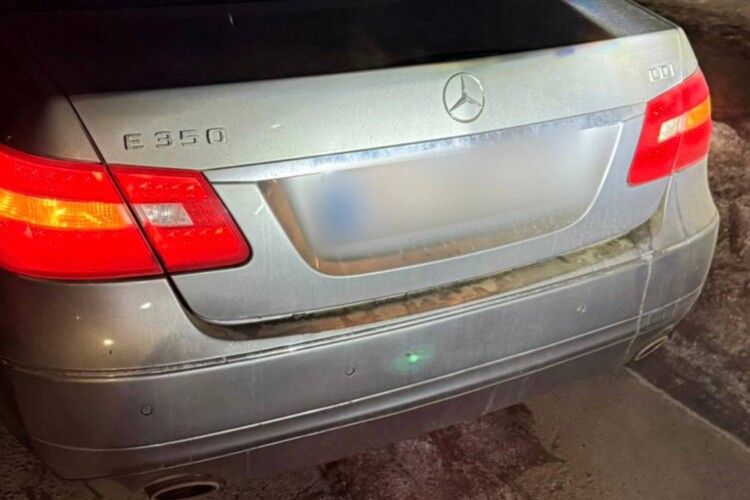 У Луцьку серед ночі зупинили 15-річного водія без прав