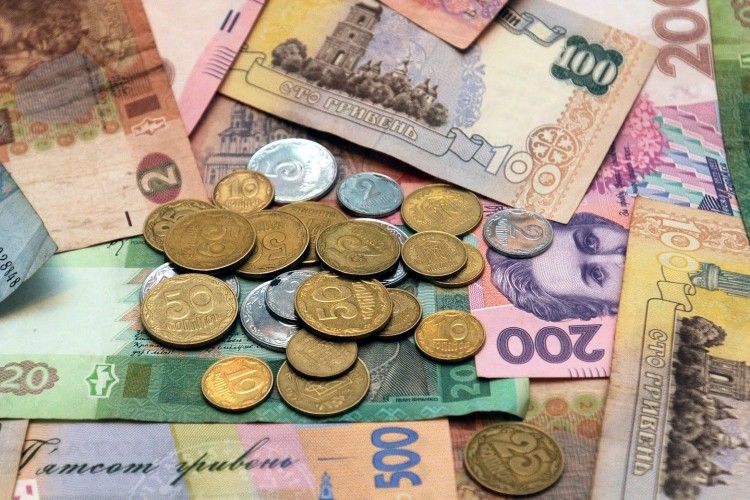 Рівненська ОДА звинуватила благодійний фонд у шахрайстві