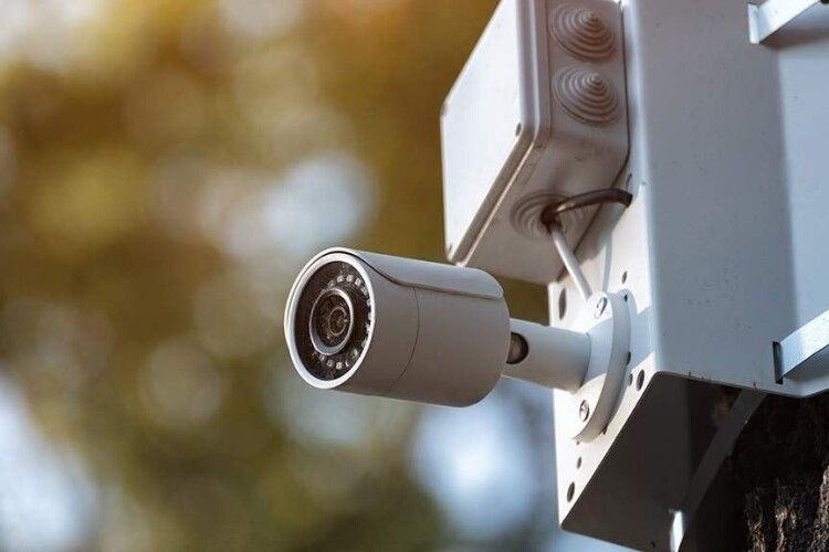 У Луцьку встановлять камери, які фіксуватимуть порушників на дорогах: де