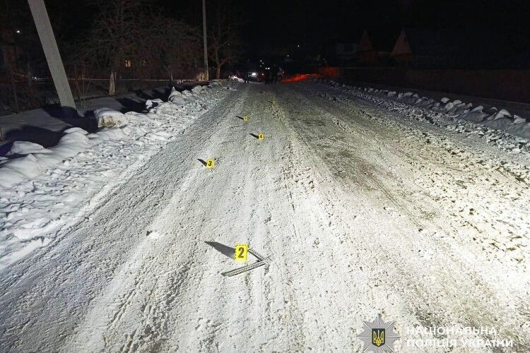 На Рівненщині померла 22-річна дівчина, яку збив і кинув на дорозі водій