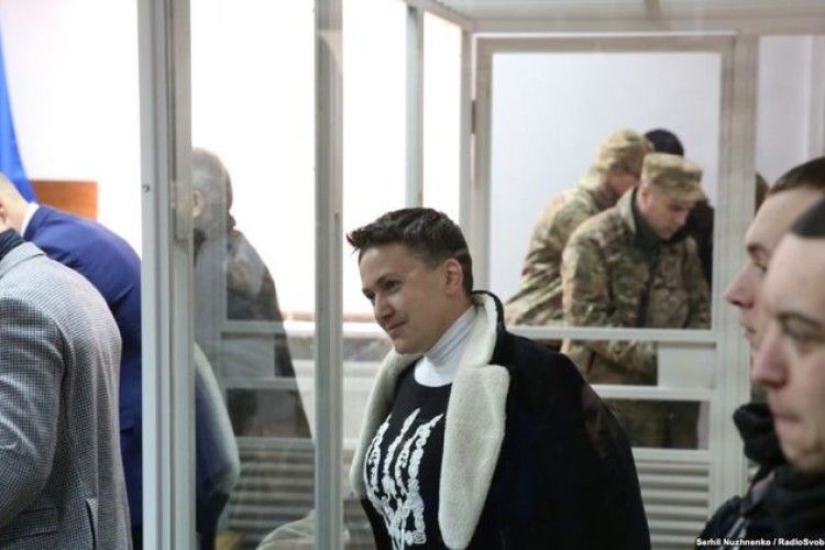 Суд у Києві обирає запобіжний захід для Надії Савченко