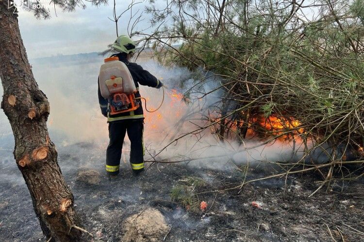 10 пожеж: де сьогодні горіло на Волині