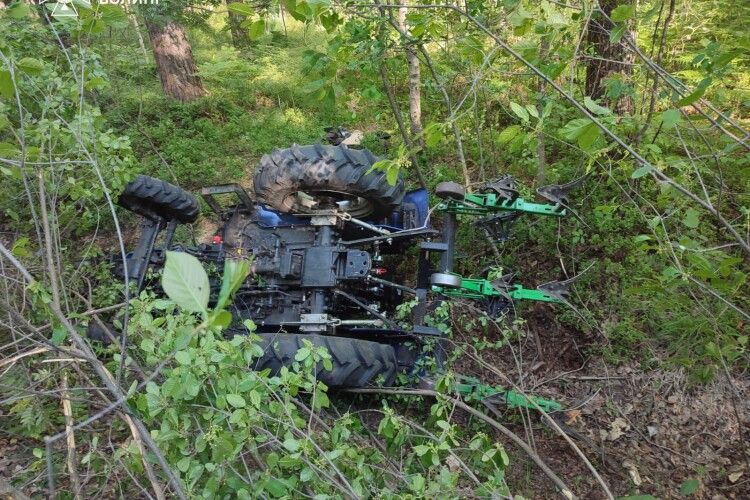 Рятували постраждалих у трагічній ДТП з трактором на Волині першим кинувся майстер-сержант
