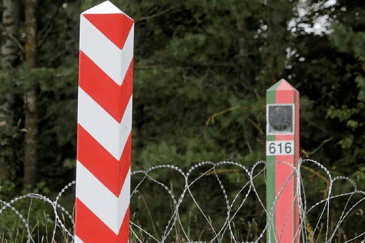 У Польщі біля кордону з Білоруссю знайшли тіло мігранта