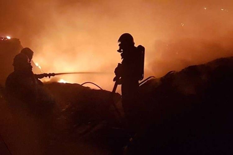 Волинським рятувальникам у новорічну ніч було «гаряче»