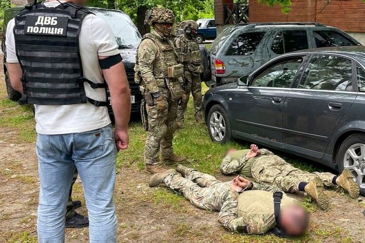 На Рівненщині викрили схему втечі мобілізованих, яку організували військові