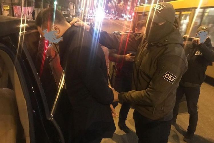 Заступника голови Держводагентства затримали на хабарі 