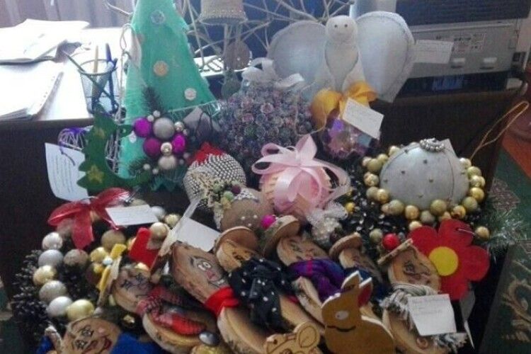 Ялинку прикрасять вироби юних мешканців громади