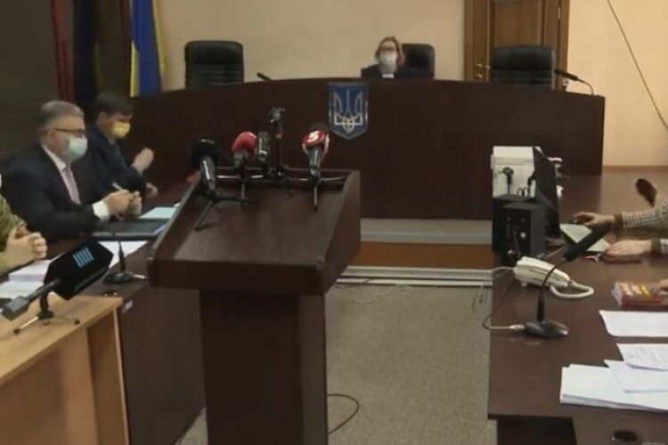 Абсолютне беззаконня: адвокат Порошенка про рішення Печерського суду