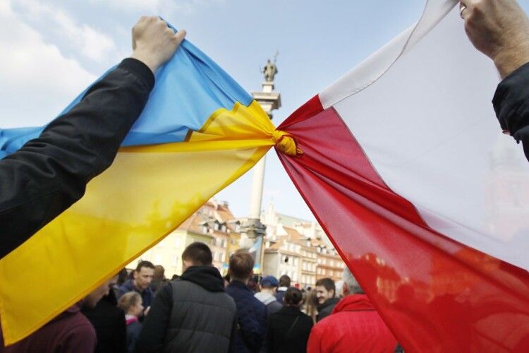 Польща шукатиме поховання жертв Волинської трагедії на Рівненщині