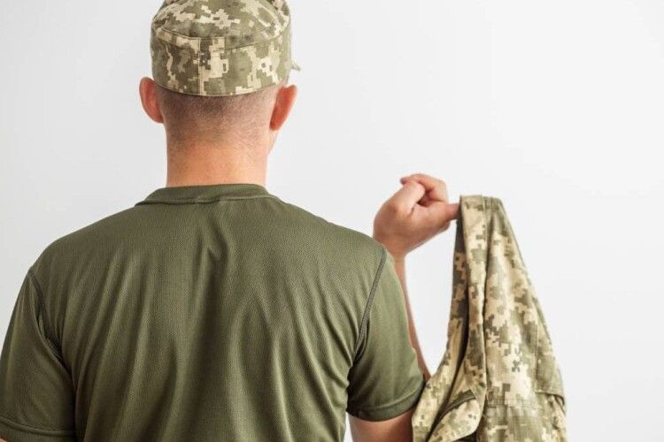 Суд на Волині виніс вирок військовому, який понад 2 роки переховувався вдома