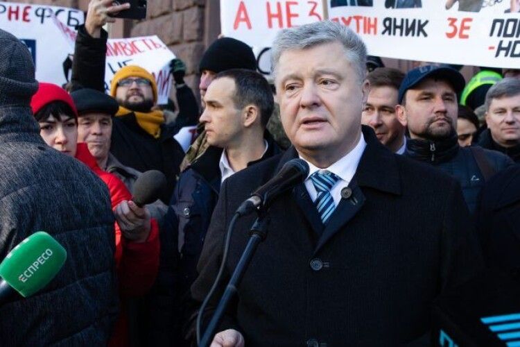 Петро Порошенко: «Нинішня влада йде шляхом Януковича і організовує політичні переслідування опозиції»