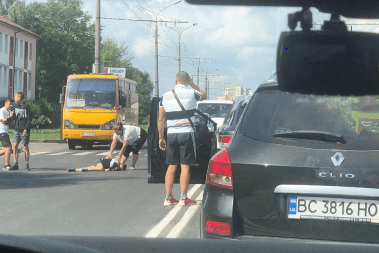 Хлопчик, якого авто збило на переході в Луцьку, помер