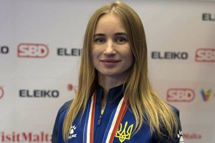 Важкоатлетка з Луцька віджала 110 кг, здобувши срібло чемпіонату світу