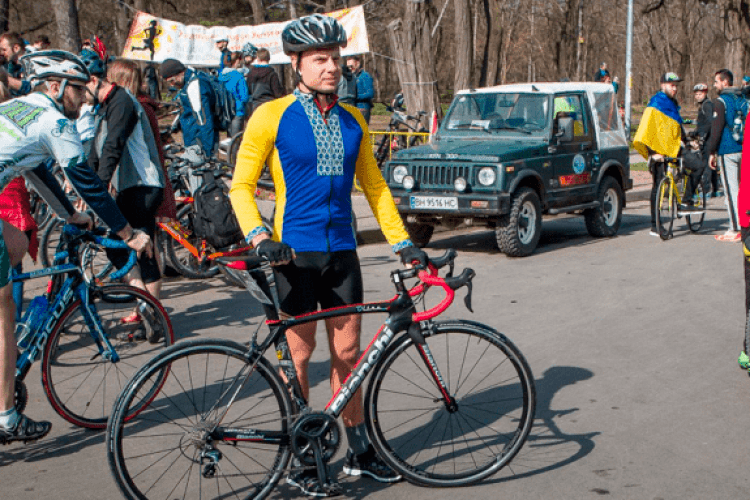 Нардепи теж плачуть: в одного з них поцупили відразу три велосипеди
