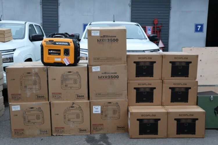 Луцька громада передала потужну партію допомоги військовим на понад 16 мільйонів гривень