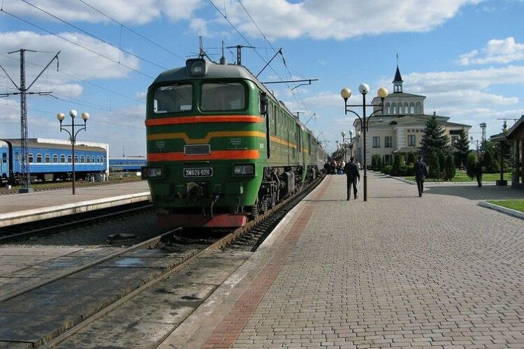 «Укрзалізниця» врахувала прохання волинян: поїзди Ковель – Вижва курсуватимуть щоденно