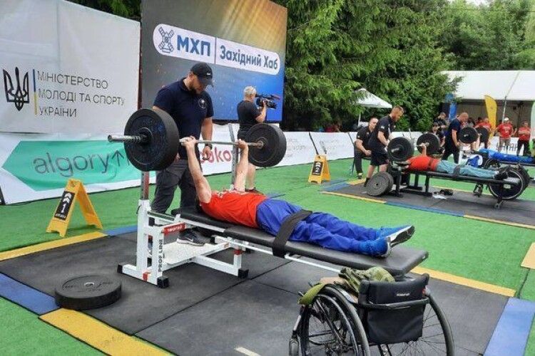 У Луцьк на всеукраїнські змагання серед ветеранів і військових приїхав Василь Вірастюк