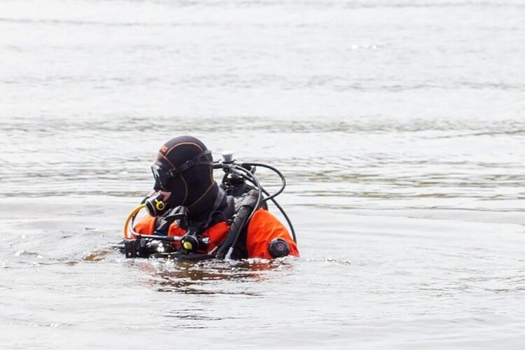 На Волині у водоймі виявили тіло чоловіка