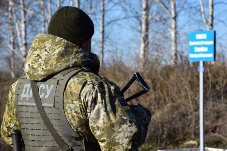 На Волині житель Рівненщини намагався переправити військовозобов'язаного українця через кордон