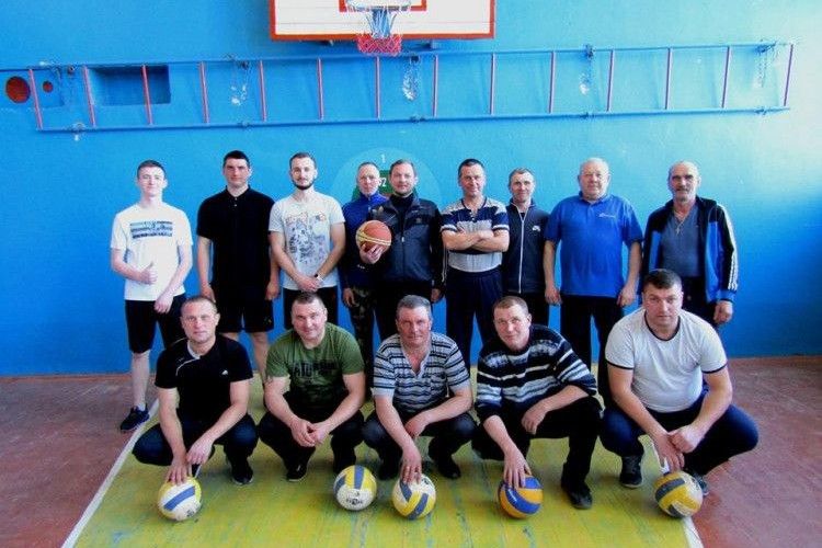 Пульмівська молодь викликає поліцію Шацька на волейбольну дуель