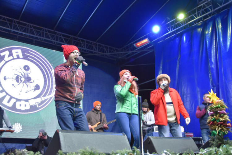 «Зіркова коляда» тішила лучан