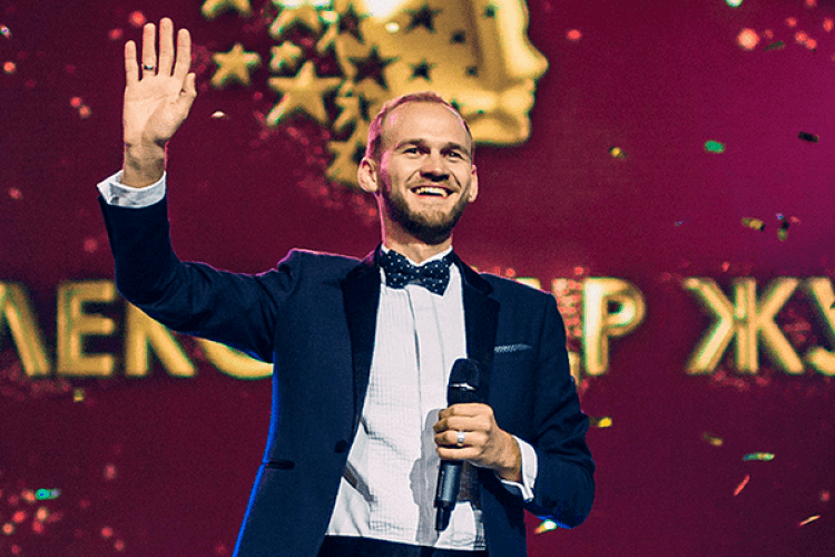 Вчитель із Запоріжжя викладає дітям інформатику жестовою мовою 
