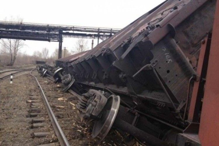 Через аварію на Львівській залізниці затримується рух поїздів
