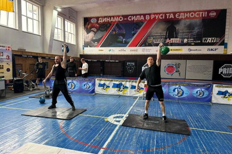 Волинські вогнеборці – ще й супербогатирі!