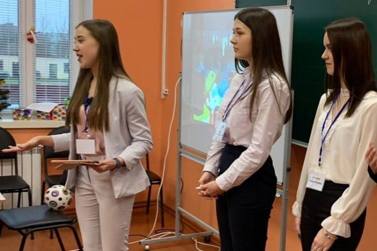 У волинському селі юні лідери вільно розмовляють англійською