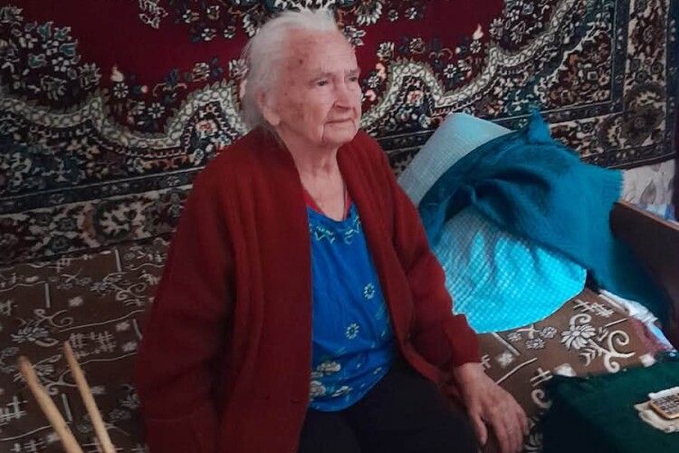 На Волині привітали довгожительку