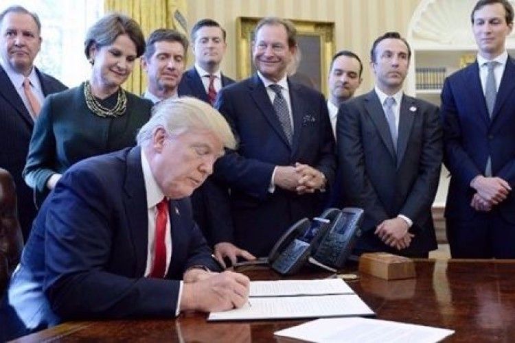 Із 700 мільярдів на армію Трамп нам вділив 350 мільйонів доларів