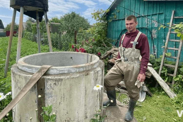 Молодий волинянин опанував рідкісне ремесло «чути» воду крізь землю