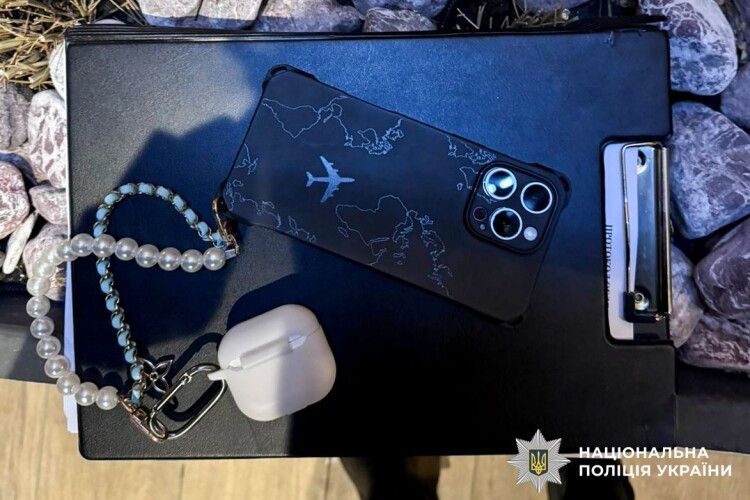 У готелі на Рівненщині лучанин вкрав дорогі гаджети з халата відвідувачки
