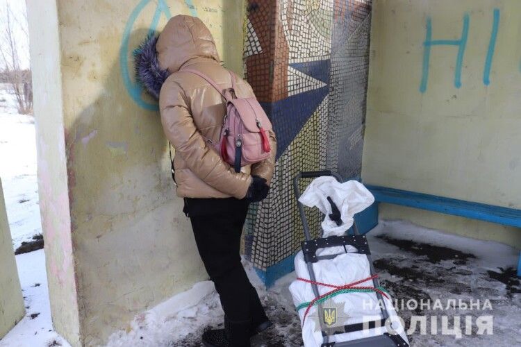 Парочка з Одещини обкрадала квартири рівнян (Фото, відео)