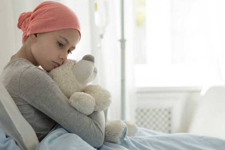 Волинський благодійний фонд «З Богом у серці» збирає кошти для полегшення хіміотерапії дітям