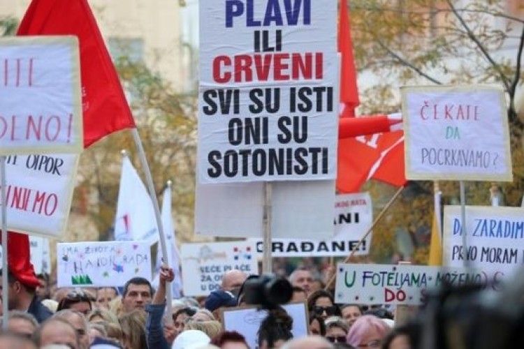 Хорвати протестують проти планів уряду підвищити пенсійний вік до 67 років 