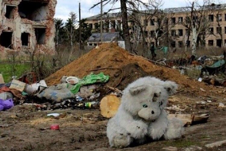В Україні внаслідок російського вторгнення загинули 232 дитини, ще 431 було поранено