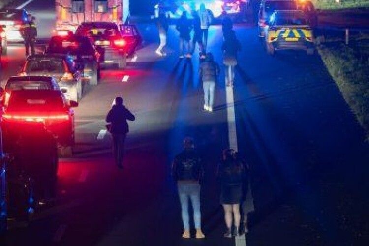 Нею проїхало кілька машин: в Нідерландах на автомагістралі загинула 22-річна лучанка