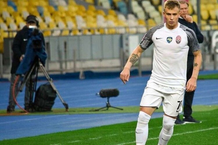 Тричі зупинялося серце: відомий український футболіст на тренуванні переніс клінічну смерть